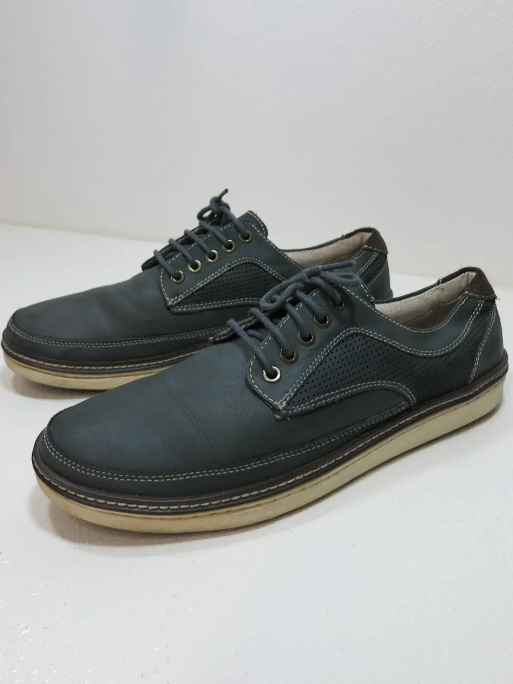 Bass Pasadena Suede Leather Rubber Sole Comfort Dress Oxfords Men's Footwear 9.5